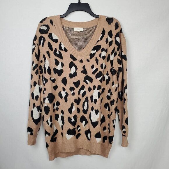 Entro SMALL Tan Animal Print Sweater - Picture 3 of 9